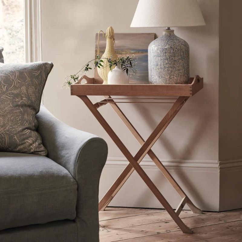 Laurelfield Tray Table