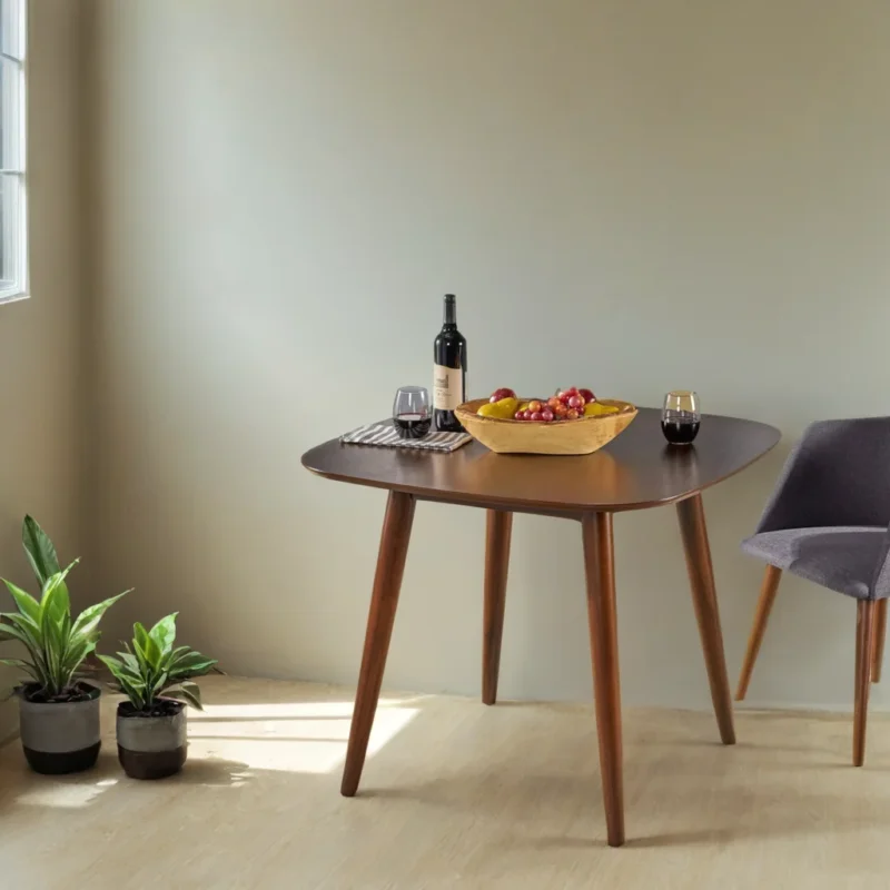 Northcove Dining Table