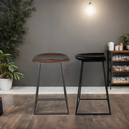 Horizonbend Counter Stool