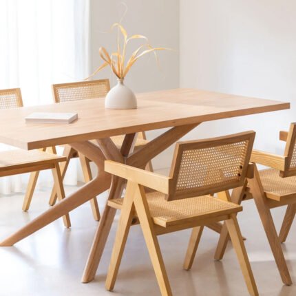 Arnaiz Four Chairs with Armrests & Dining Table Set